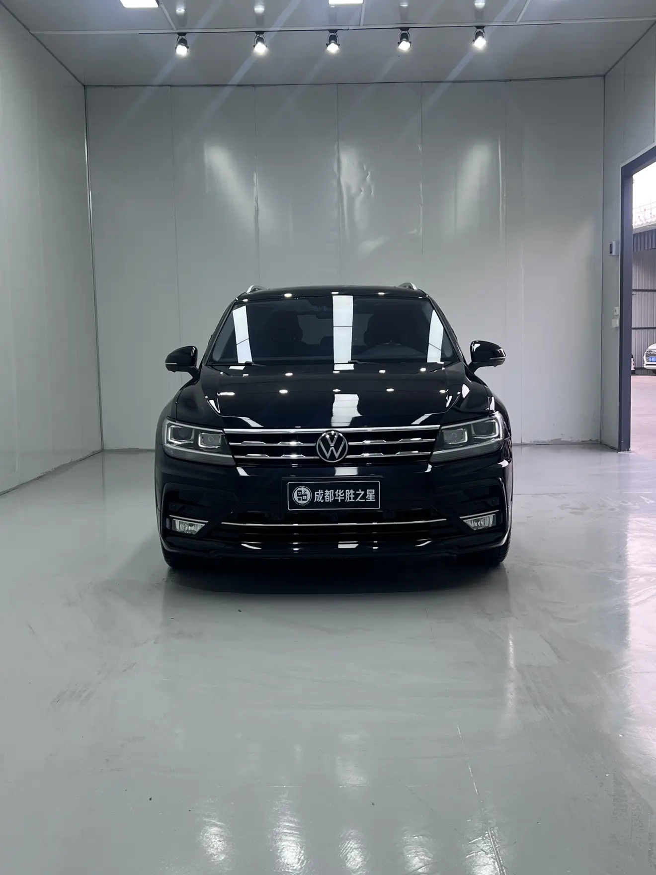 Volkswagen Tiguan L  из Китая