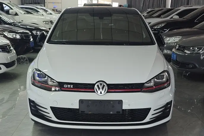 Volkswagen Golf GTI  из Китая