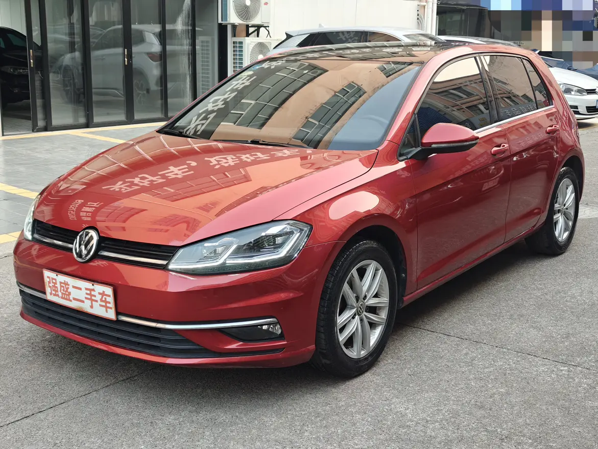 Volkswagen Golf  из Китая