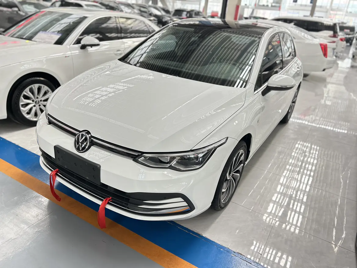 Volkswagen Golf  из Китая