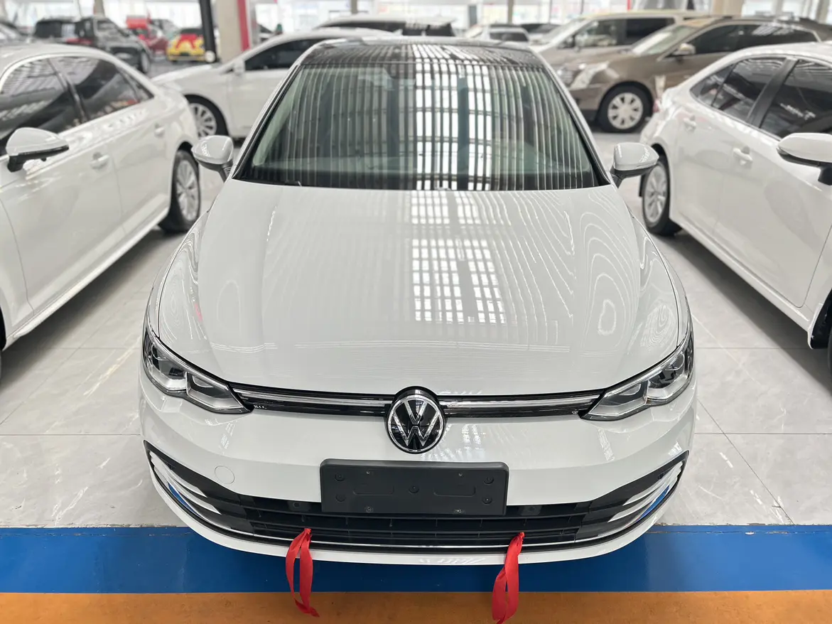 Volkswagen Golf  из Китая