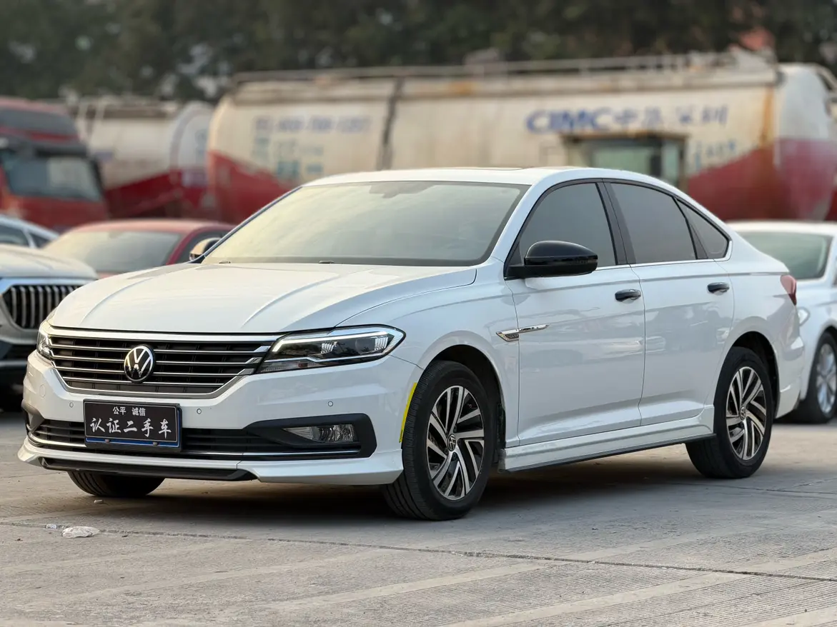 Volkswagen Lavida  из Китая