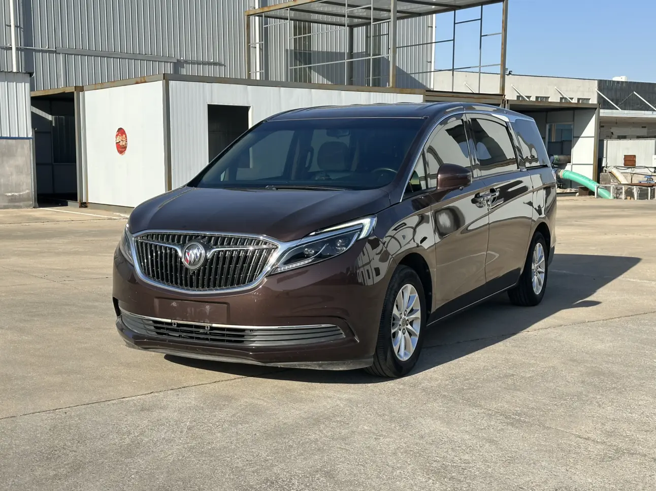 Buick GL8  из Китая