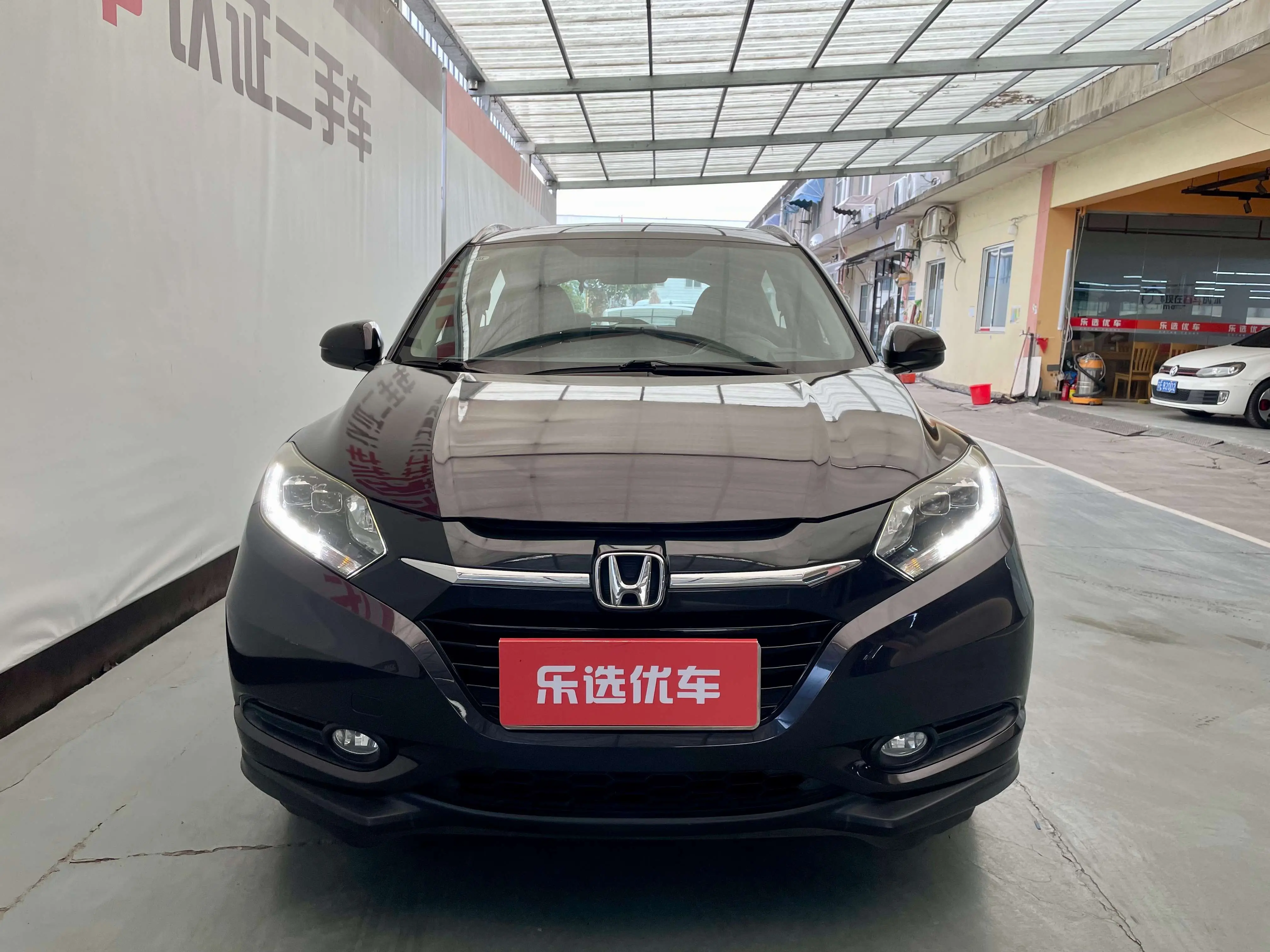 Honda Vezel (Binzhi)  из Китая