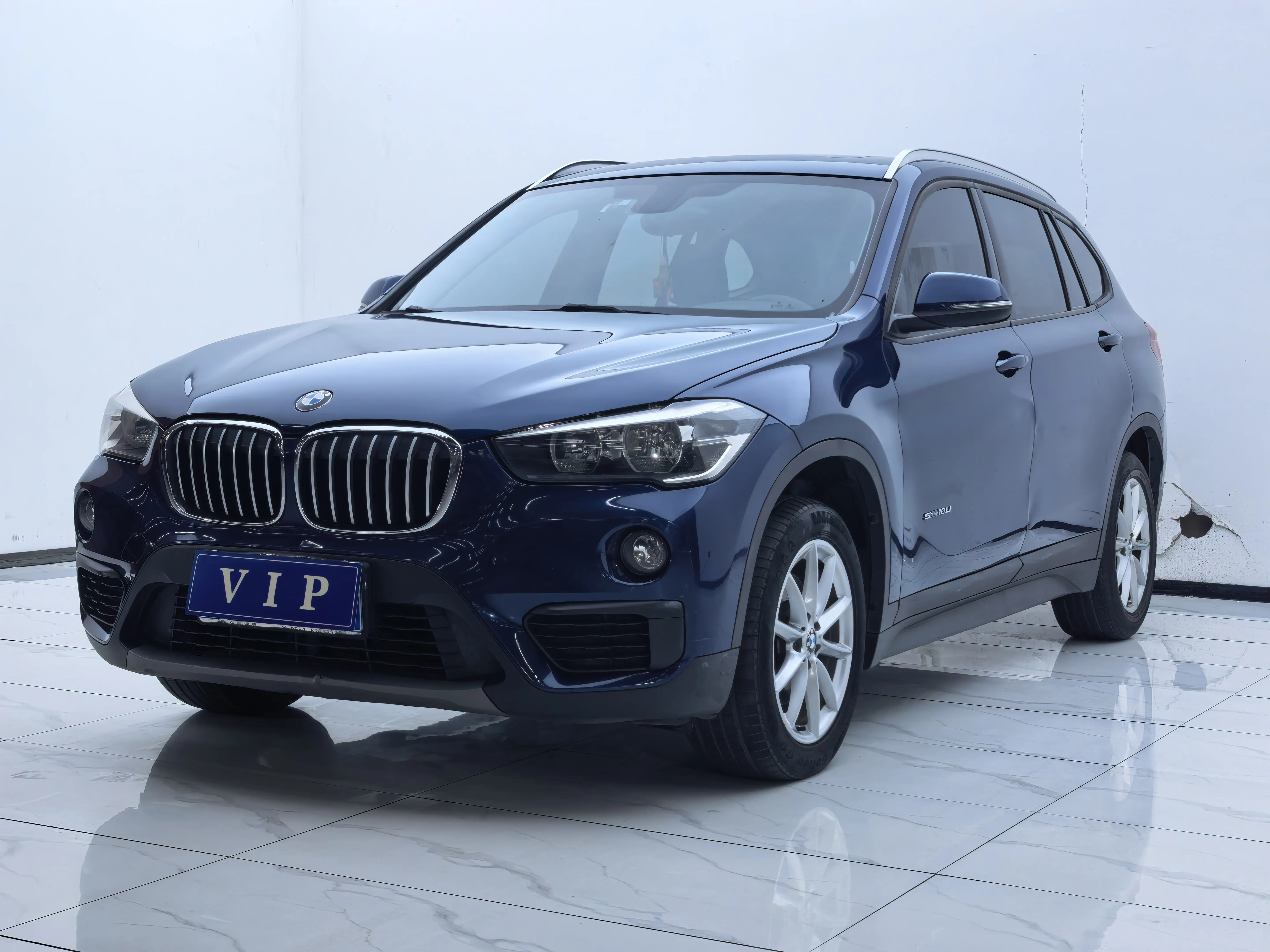 BMW X1  из Китая