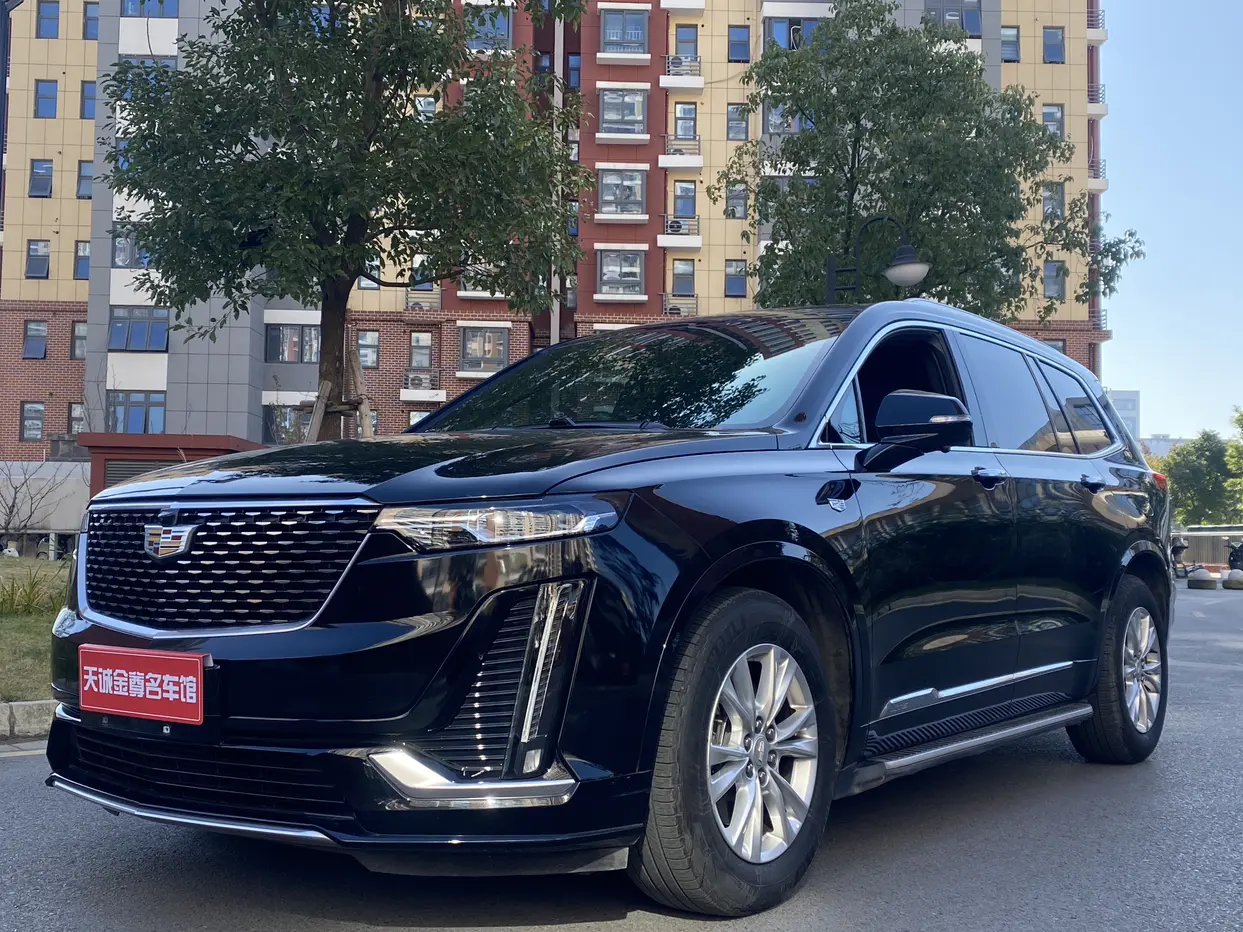 Cadillac XT6  из Китая