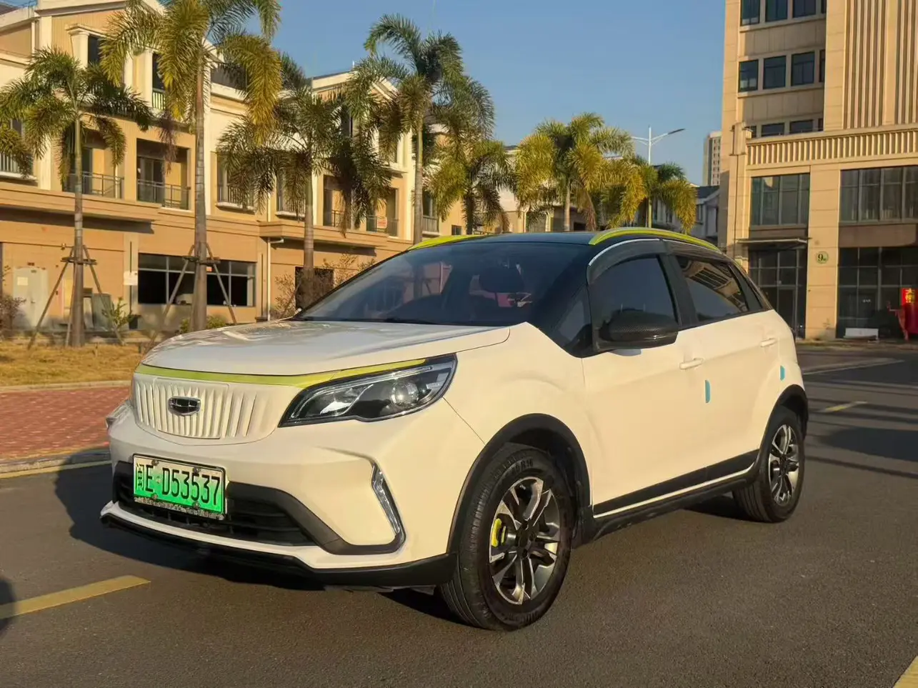 Geely EX3 Kung Fu Cow  из Китая