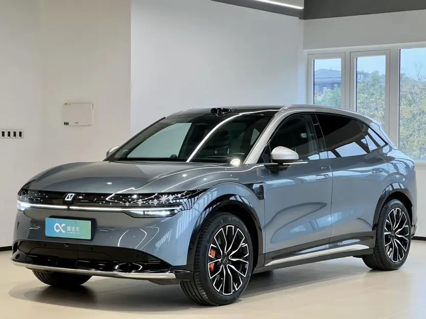 ZEEKR 7X  из Китая