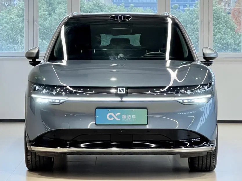 ZEEKR 7X  из Китая