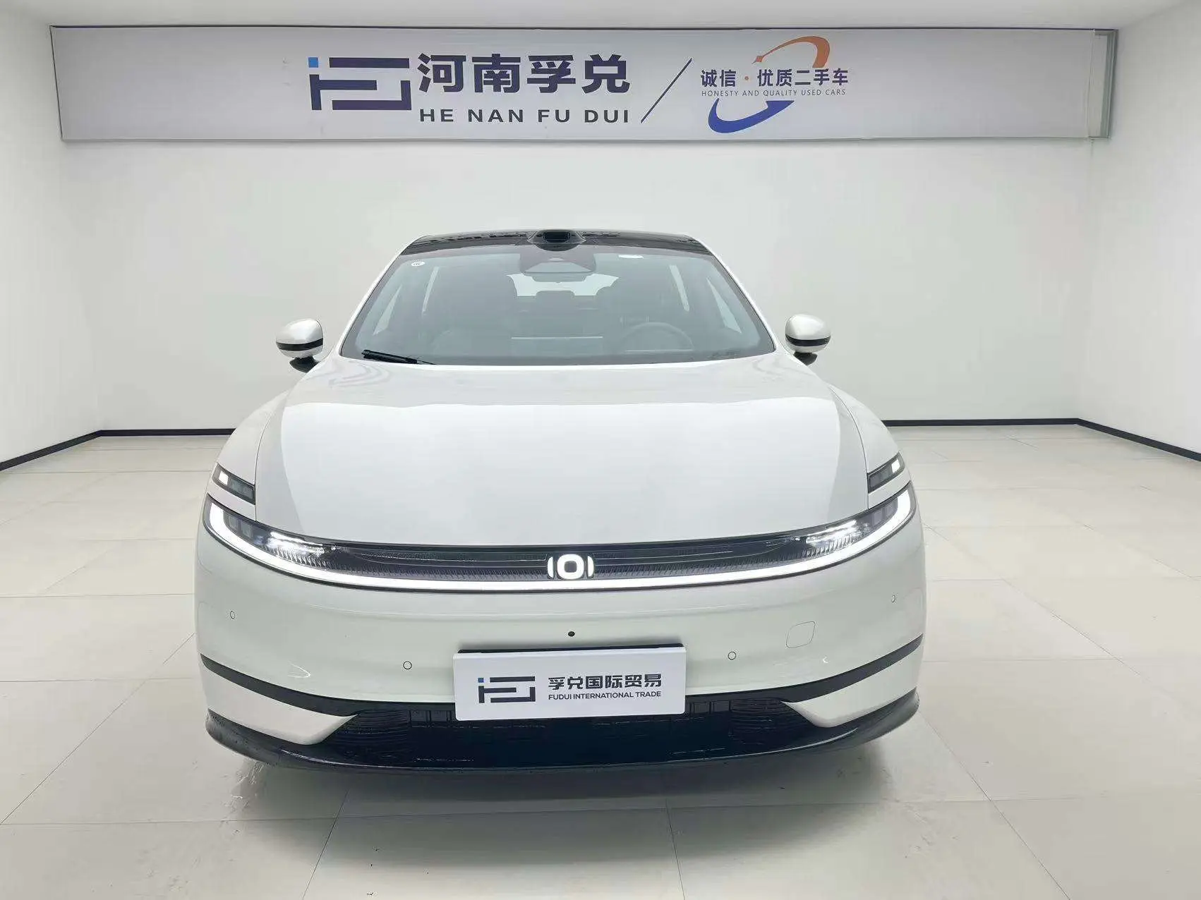 Changan Qiyuan A06  из Китая