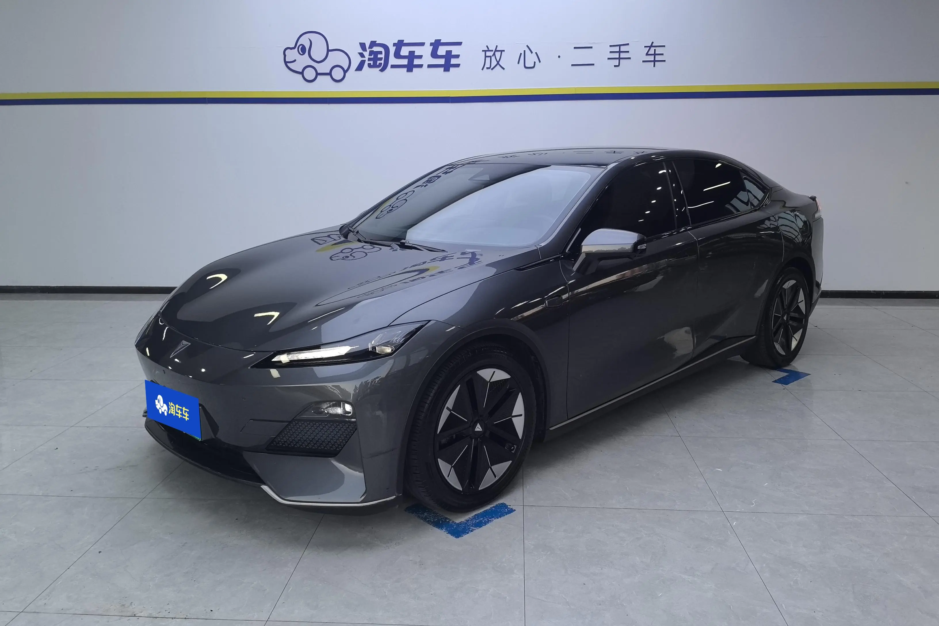 Deepal Dark blue SL03  из Китая