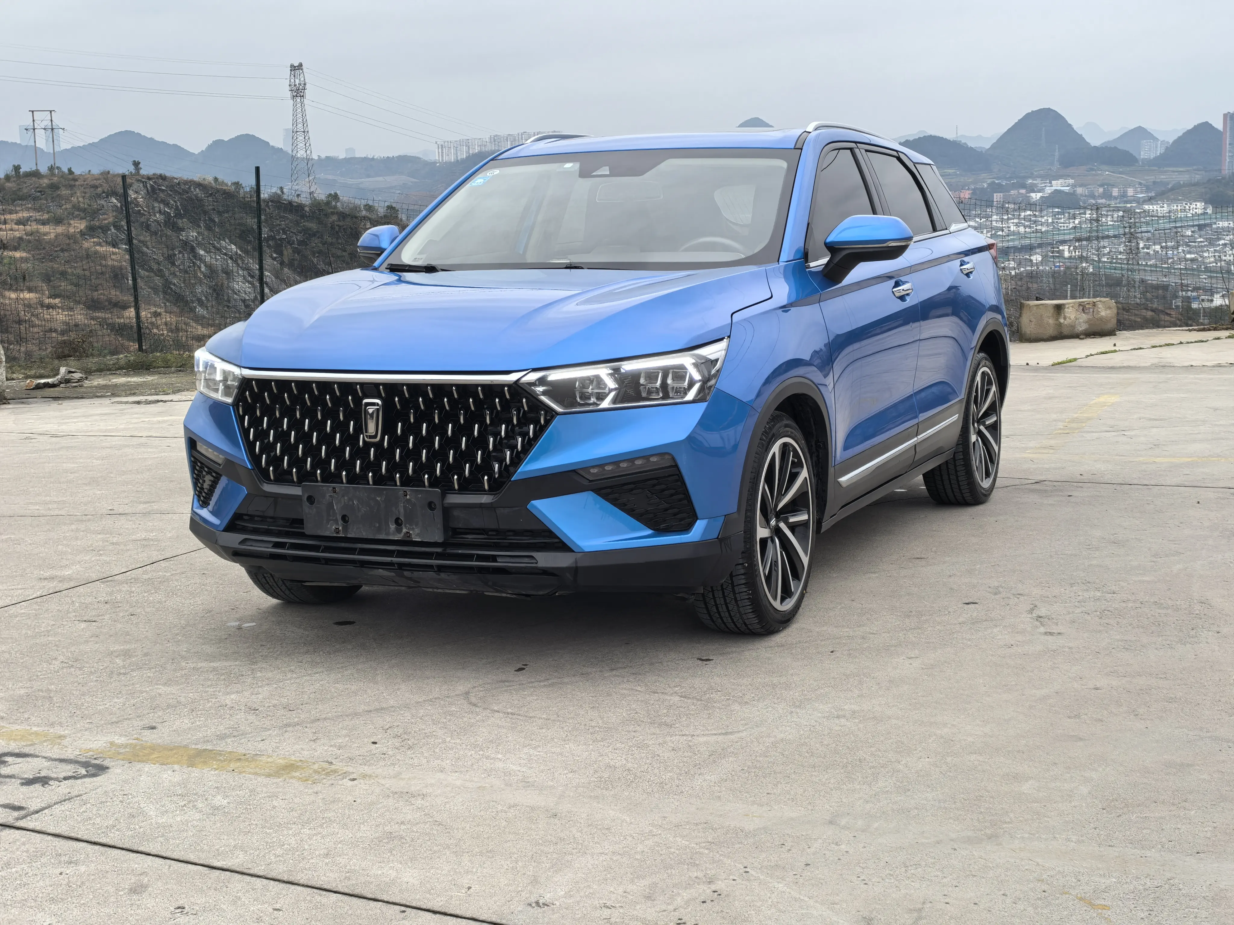 FAW Bestune T77 (Besturn T77)  из Китая