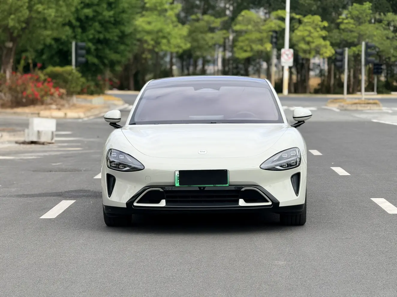 Xiaomi car Xiaomi SU7  из Китая