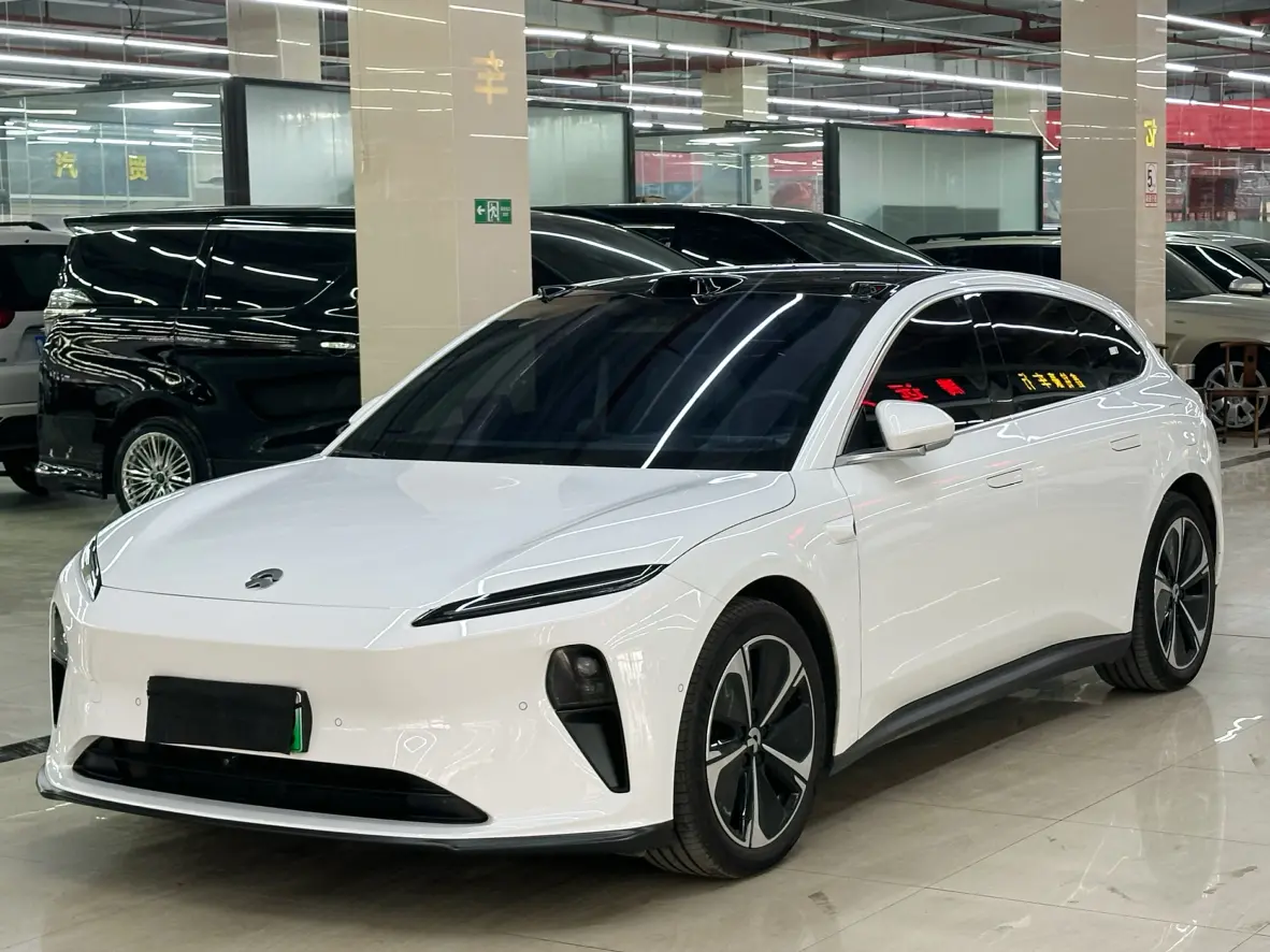 NIO ET5T  из Китая