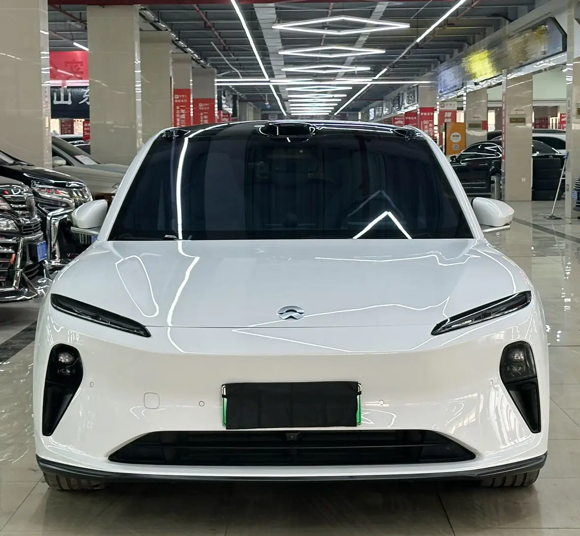 NIO ET5T  из Китая