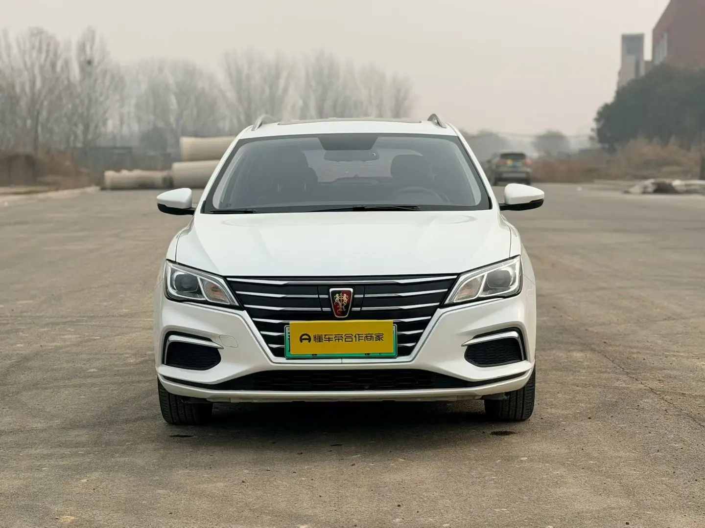 Roewe Ei5  из Китая
