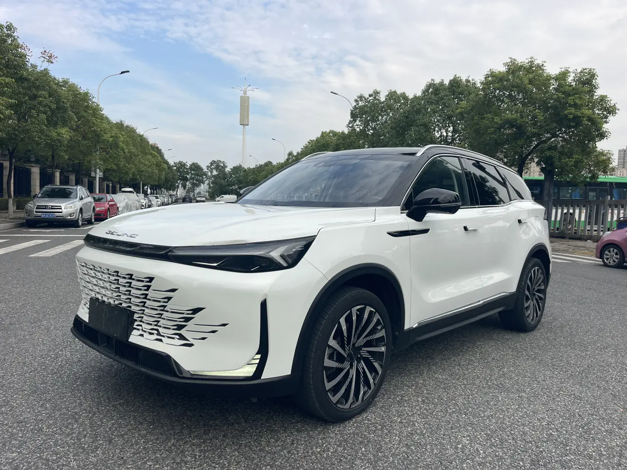 BAIC Beijing X7  из Китая
