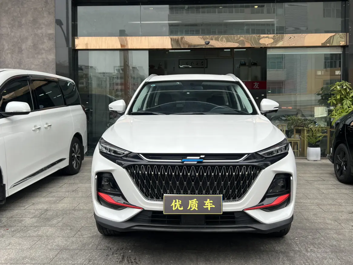 Oshan Changan Auchan X7 PLUS  из Китая