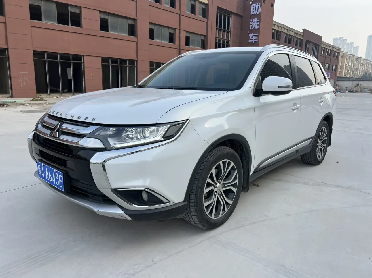 Mitsubishi Outlander  из Китая