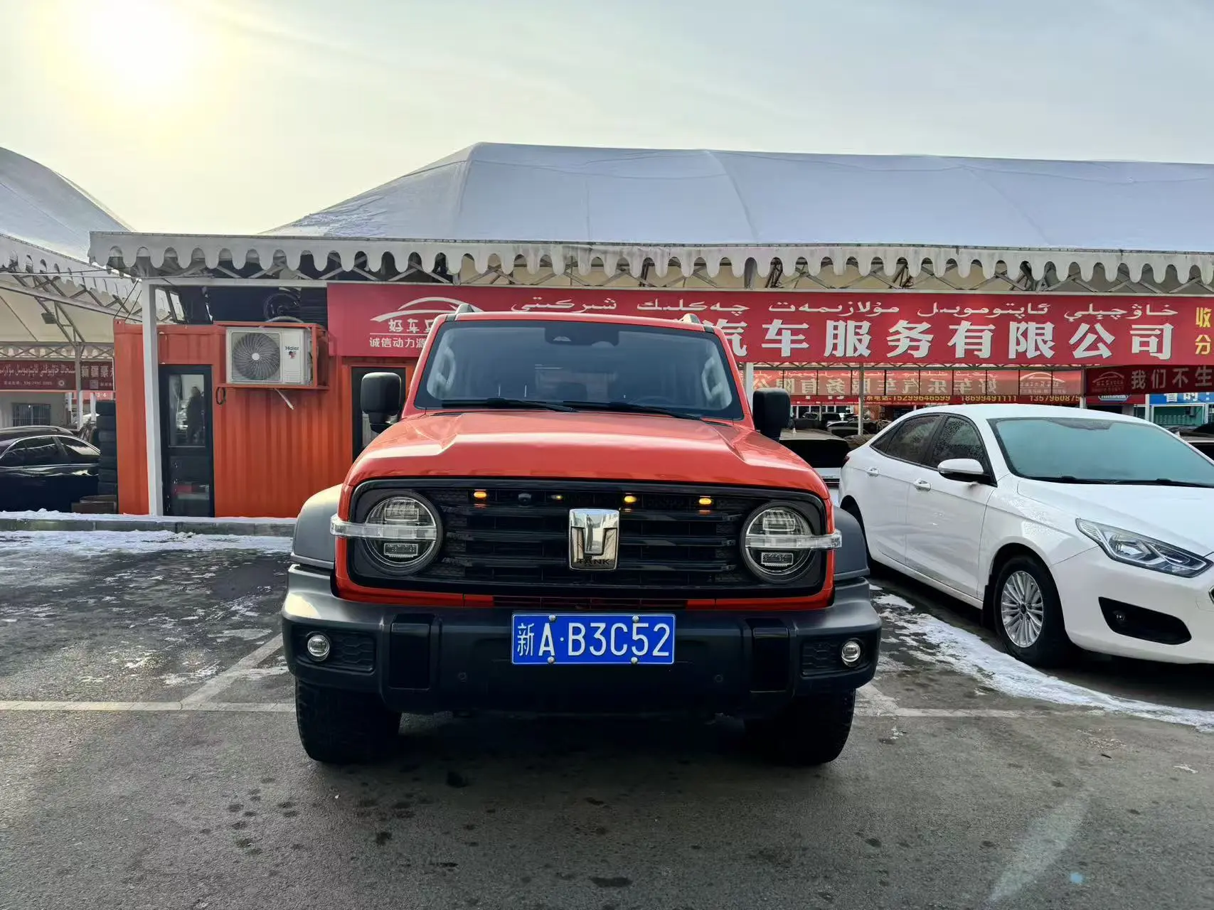 Tank 300  из Китая