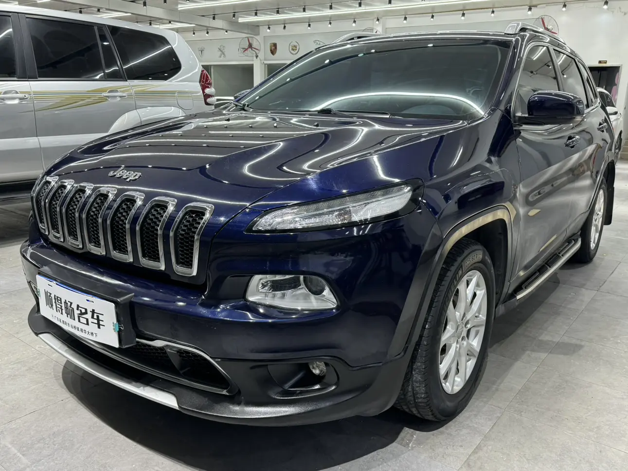 Jeep Cherokee  из Китая