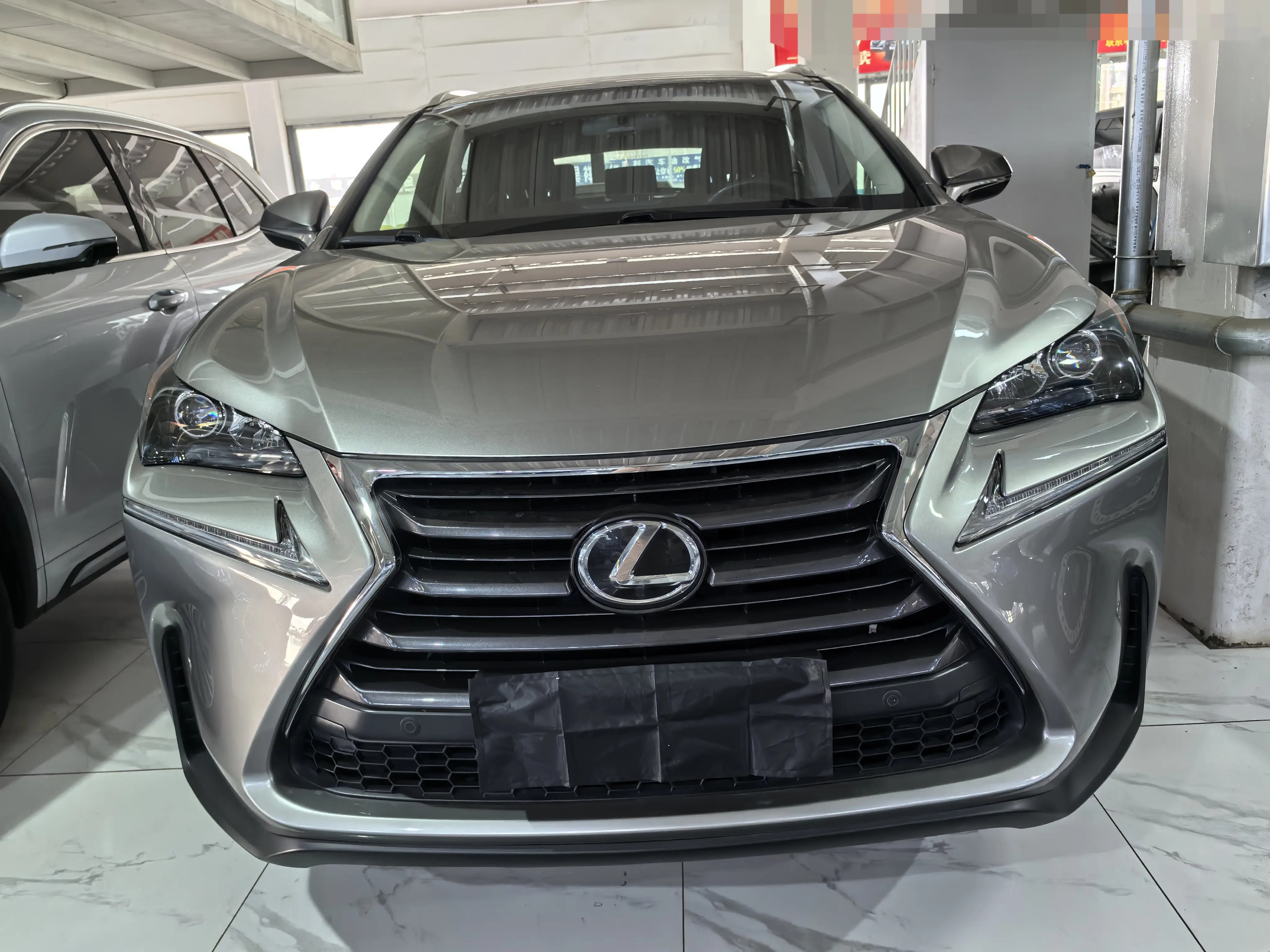Lexus NX  из Китая