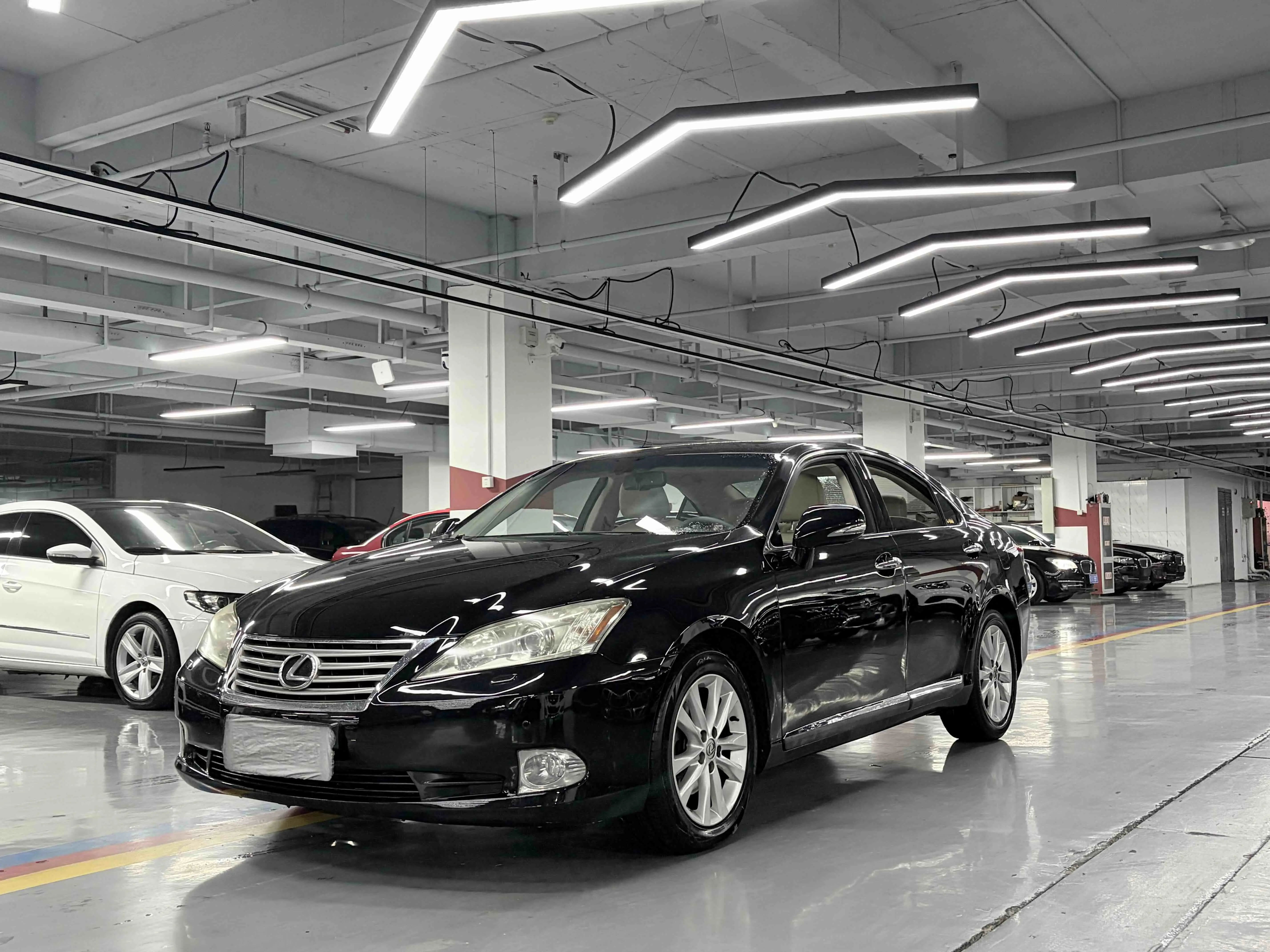 Lexus ES  из Китая