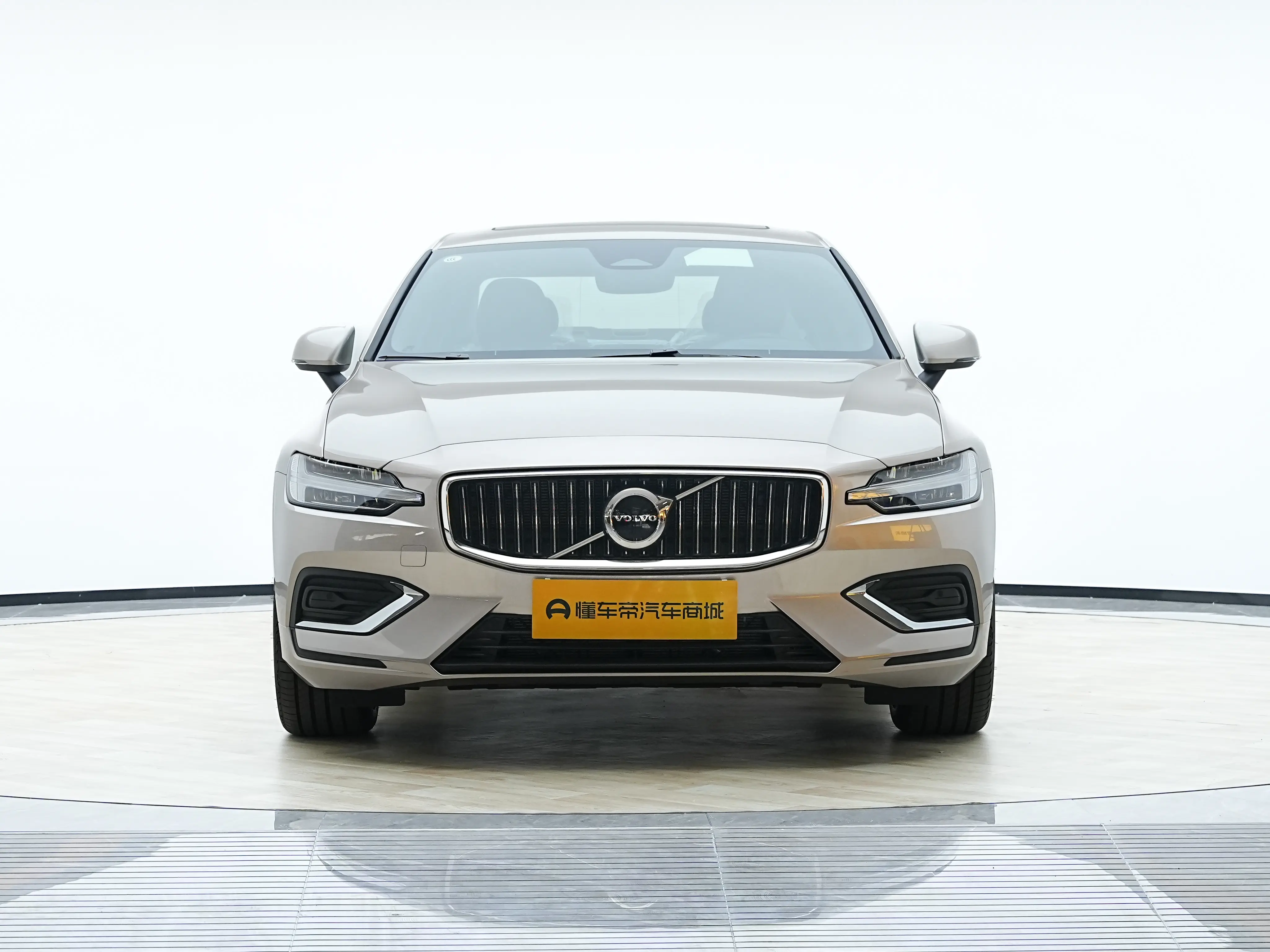 Volvo S60  из Китая