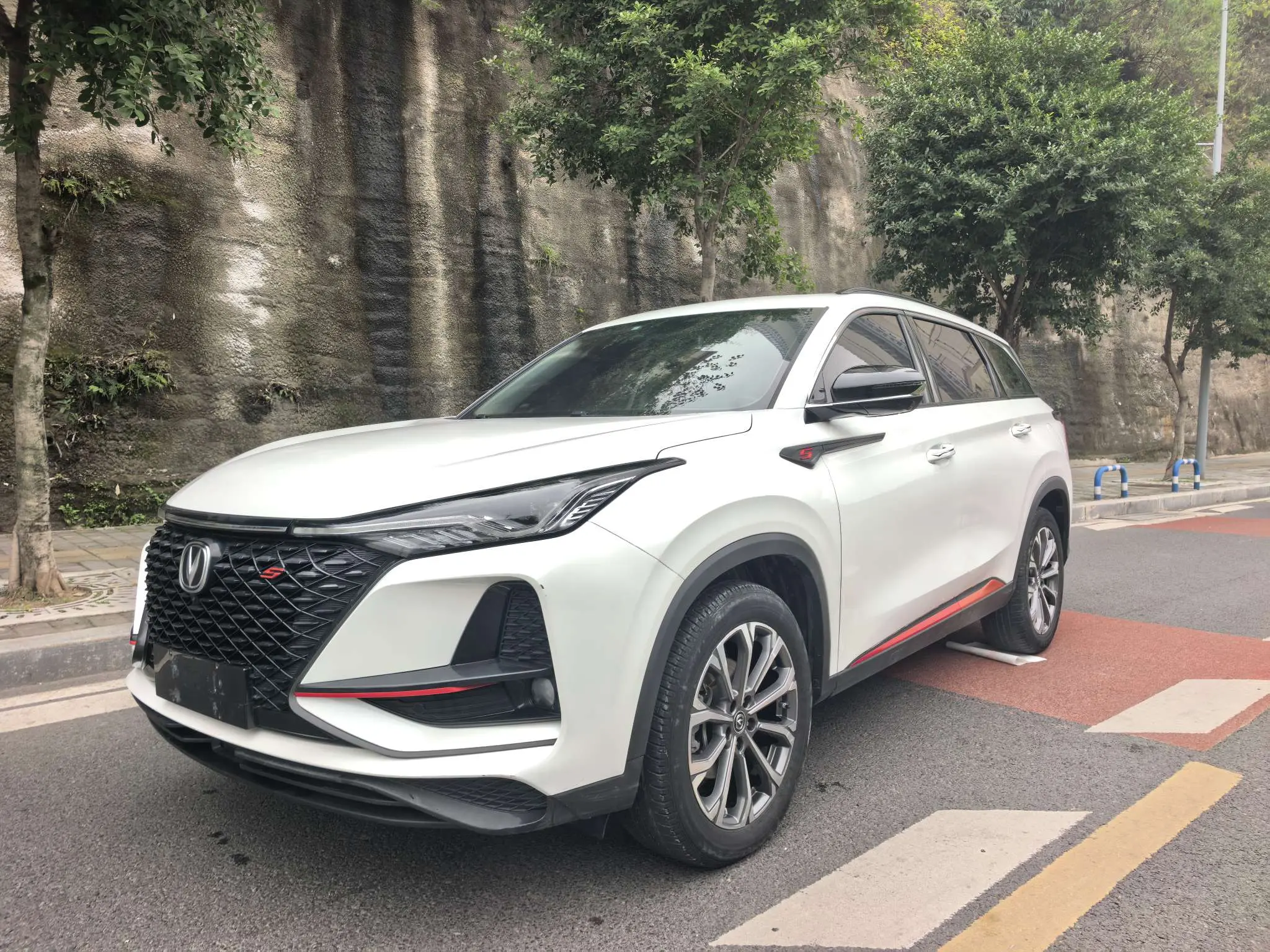 Changan CS75 PLUS  из Китая