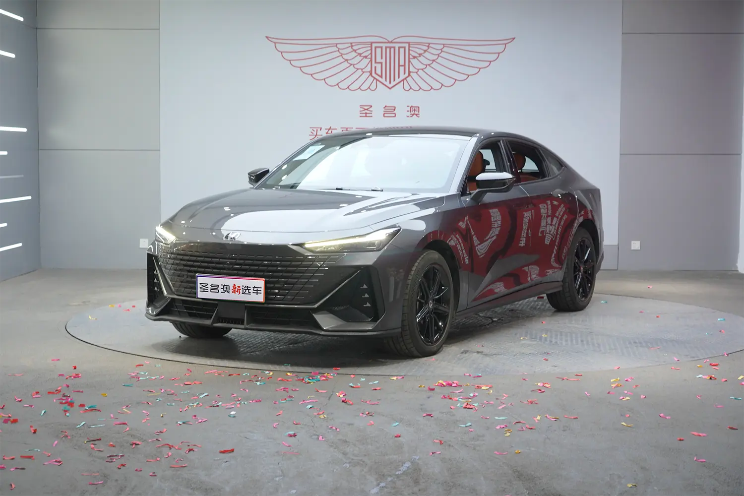 Changan UNI-V  из Китая