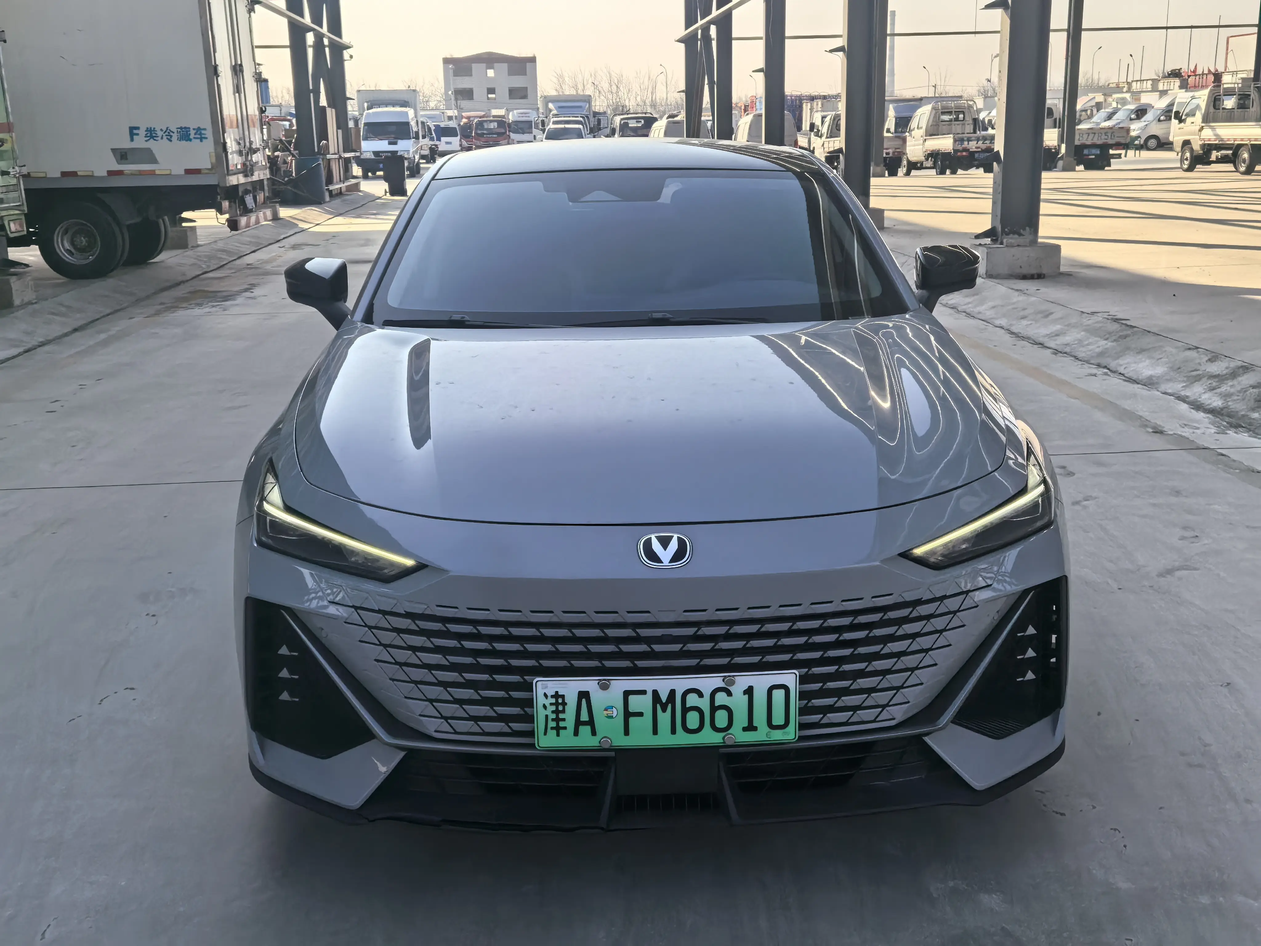 Changan UNI-V  из Китая