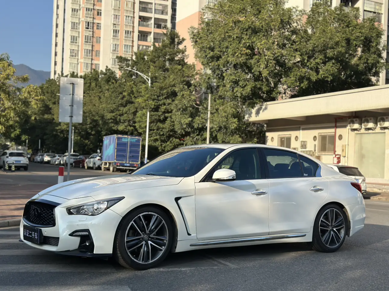 Infiniti Q50L  из Китая