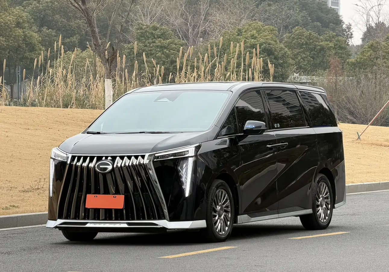 GAC Trumpchi M8  из Китая