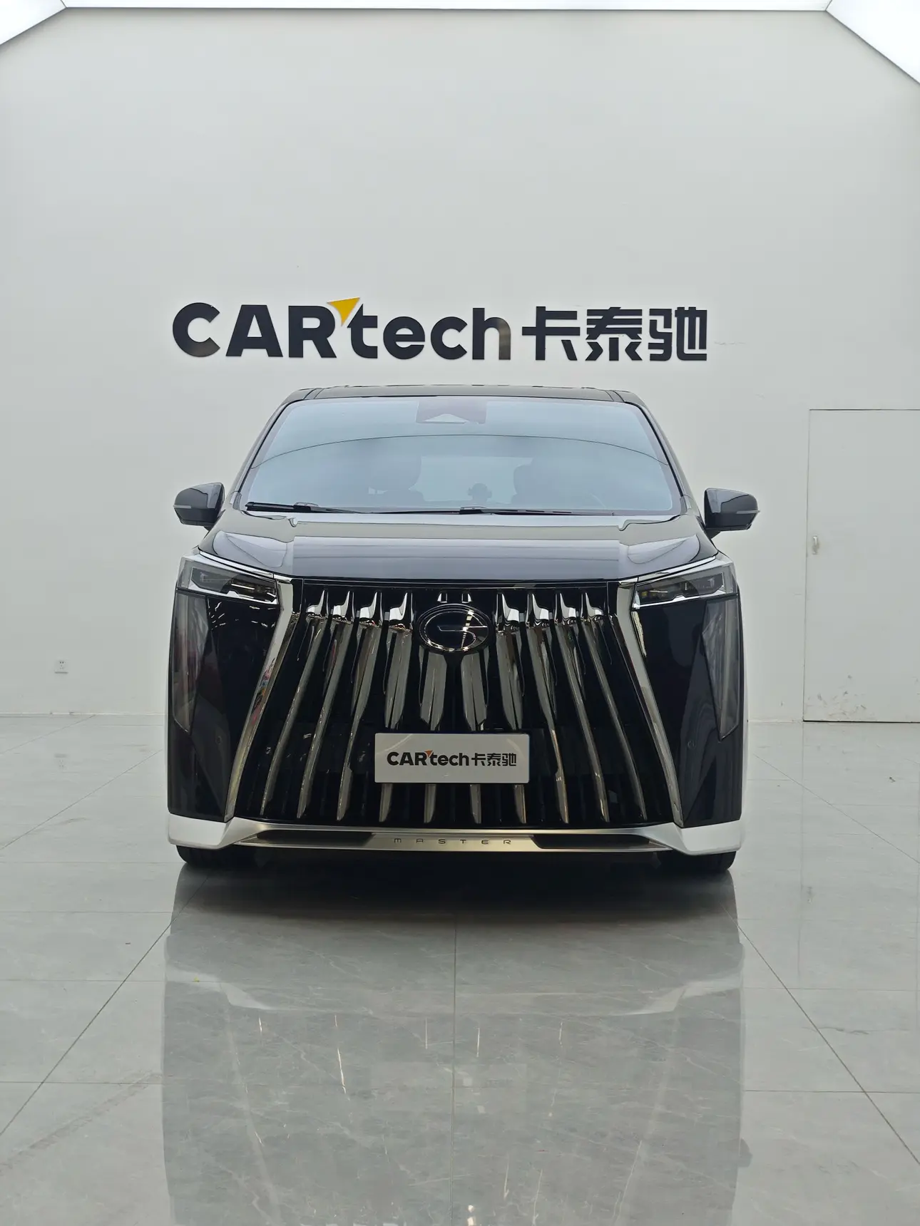GAC Trumpchi M8  из Китая