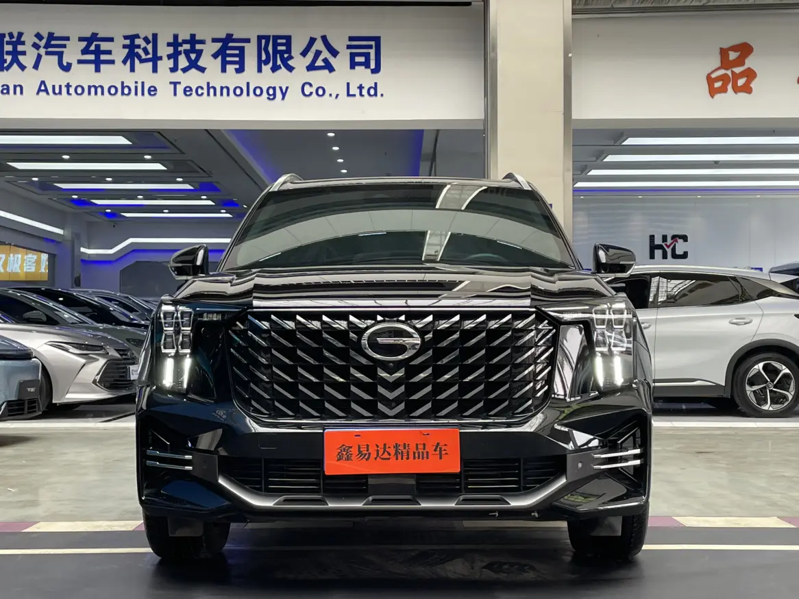 GAC Trumpchi GS8  из Китая