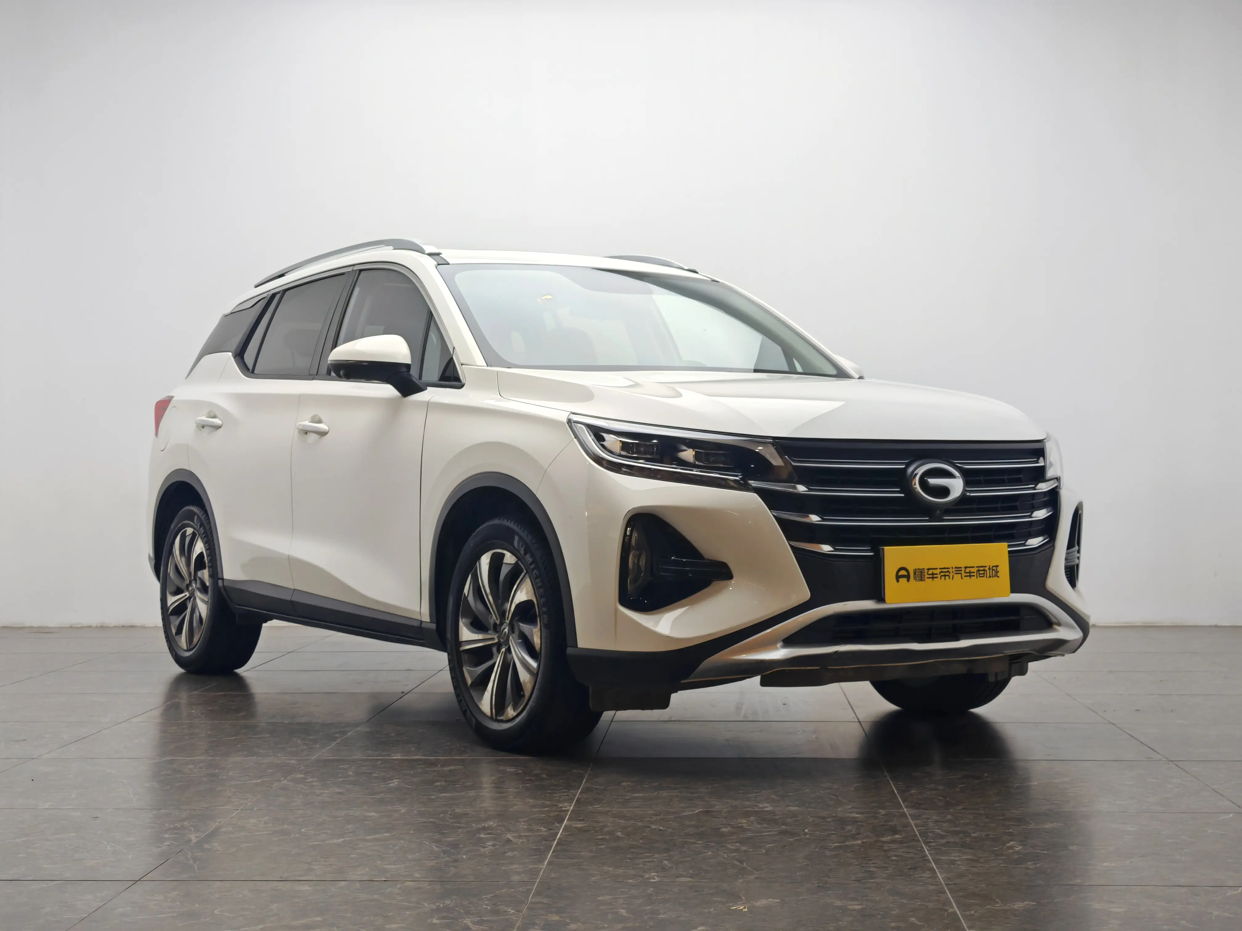 GAC Trumpchi GS4  из Китая