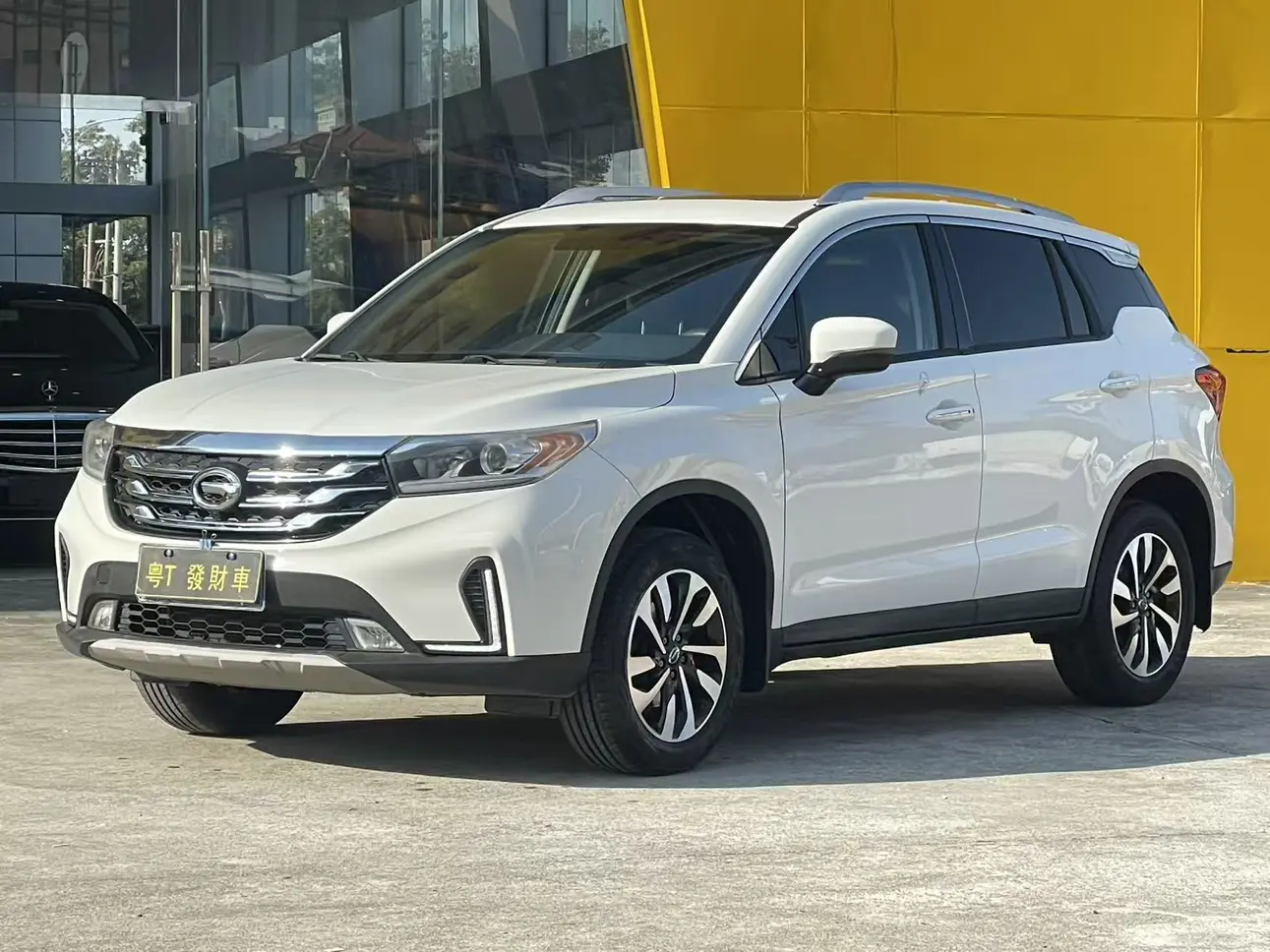 GAC Trumpchi GS4  из Китая