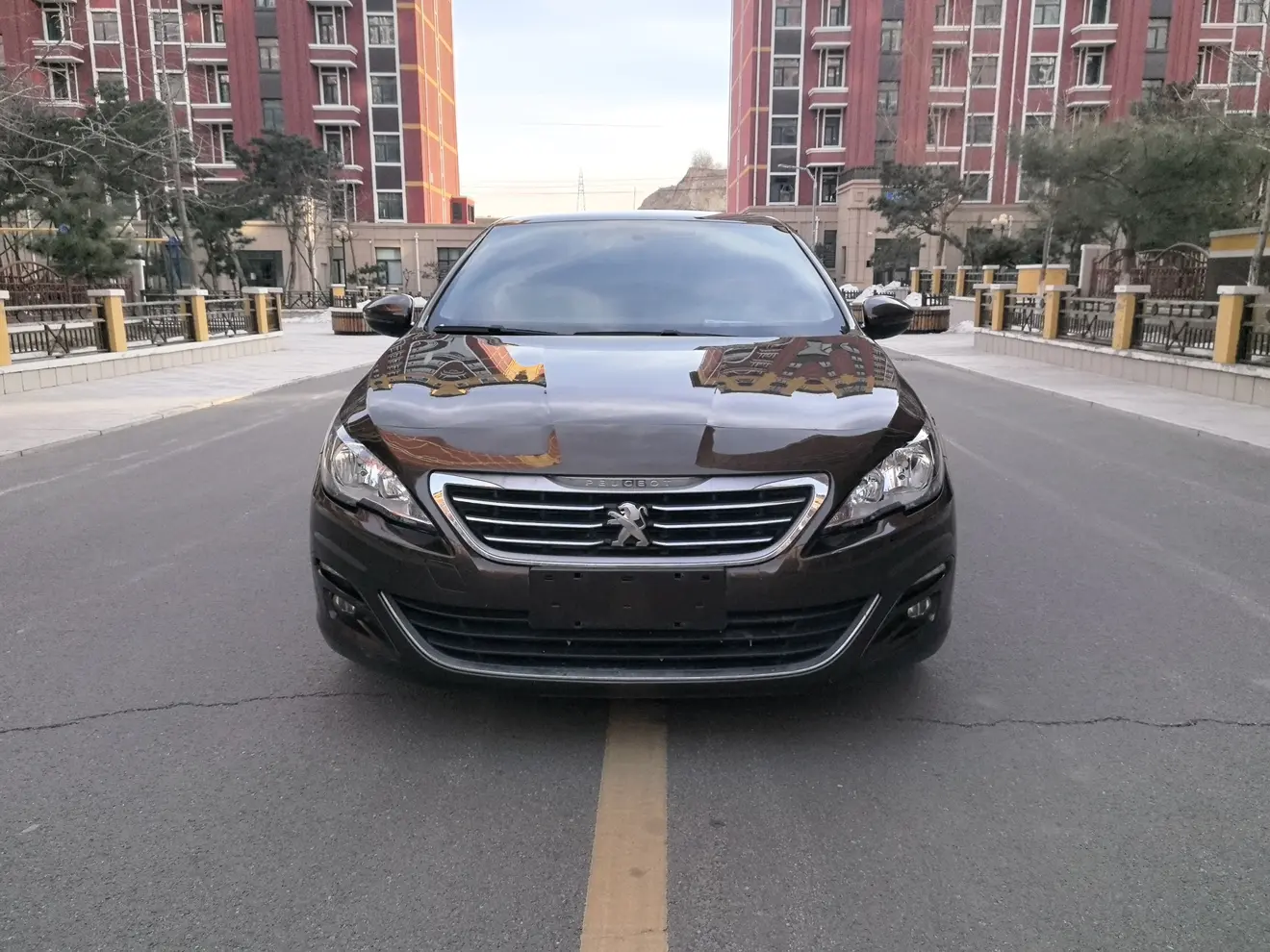 Peugeot 408  из Китая