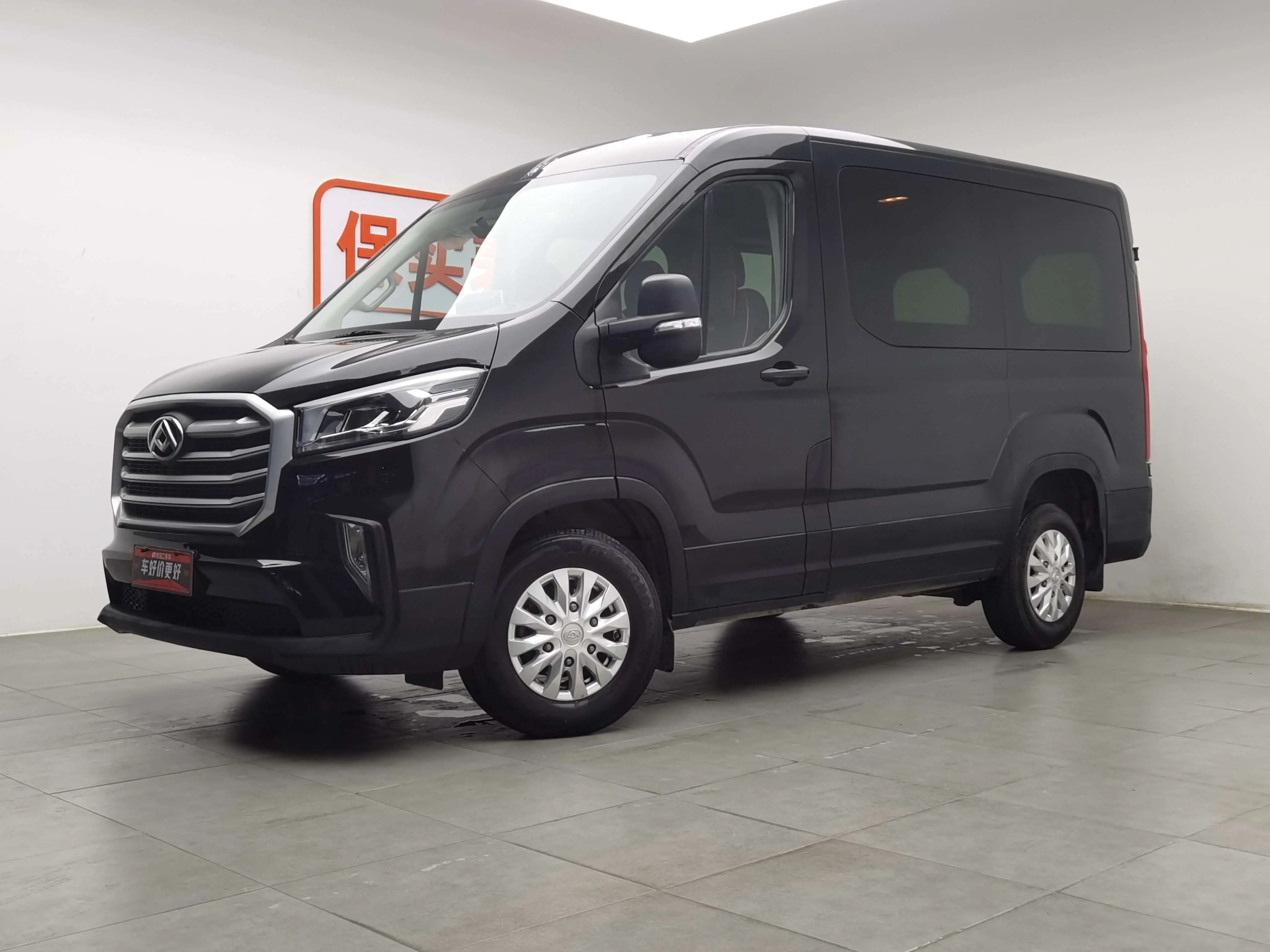 Datong Xintu V90  из Китая