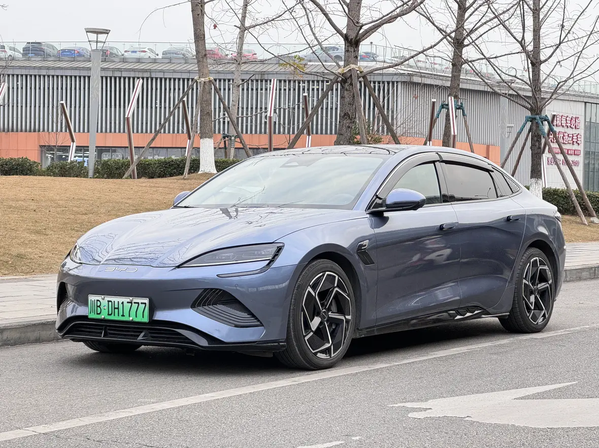 BYD Seal  из Китая