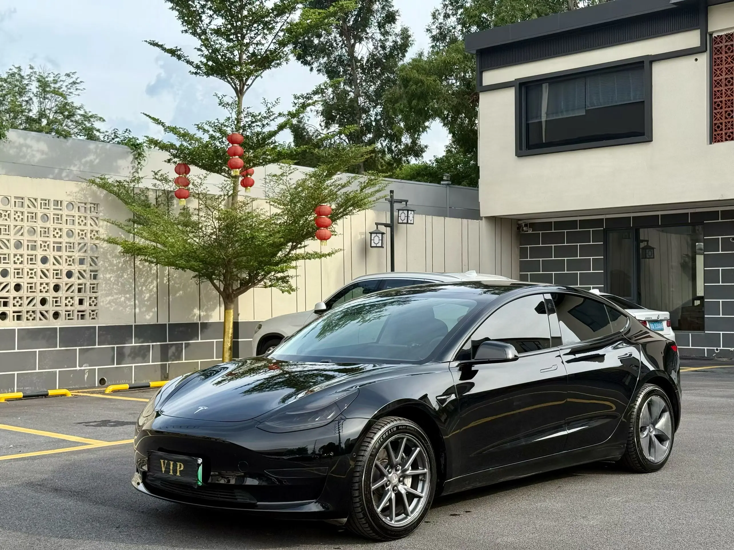 Tesla Model 3  из Китая