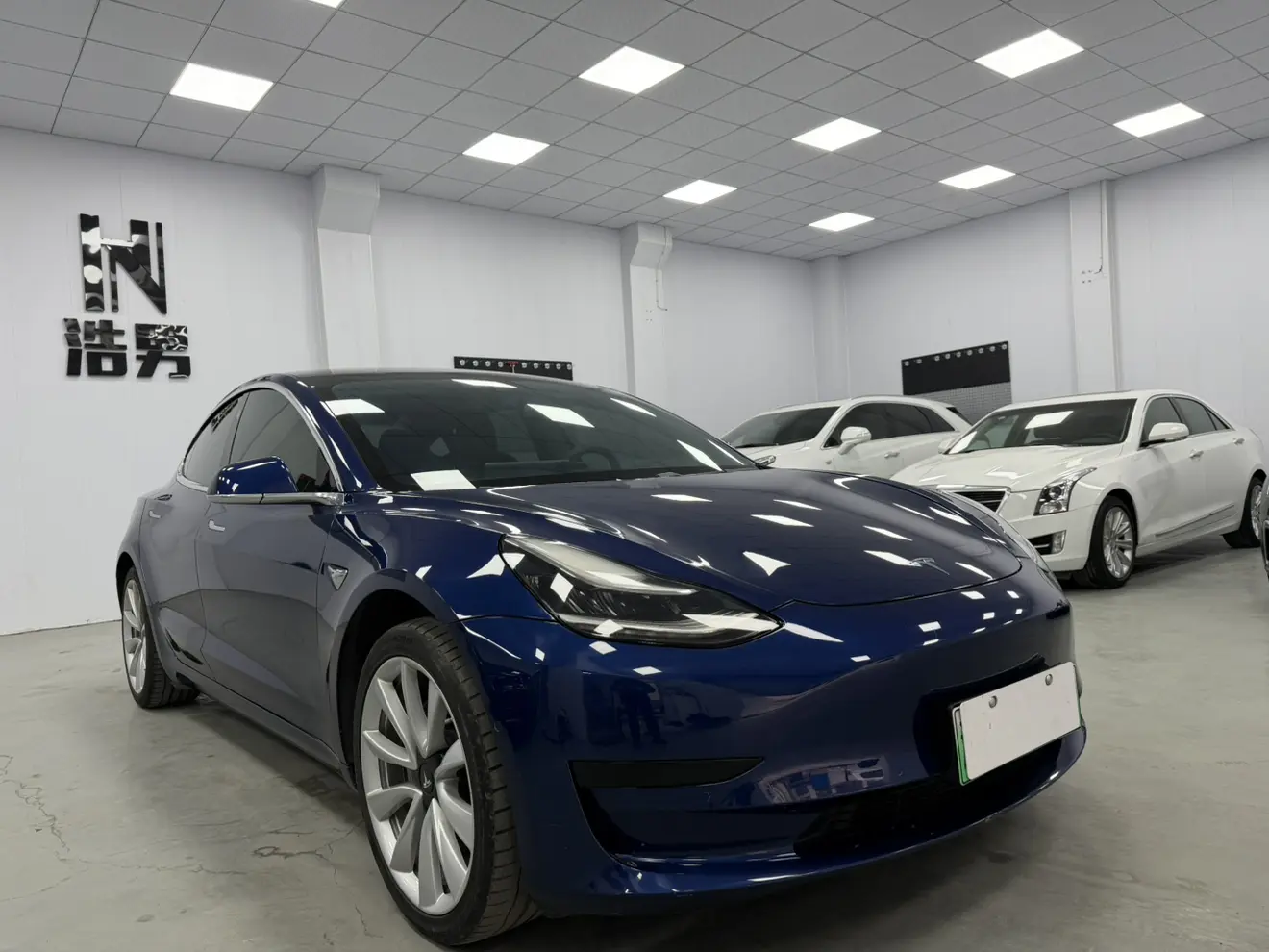 Tesla Model 3  из Китая