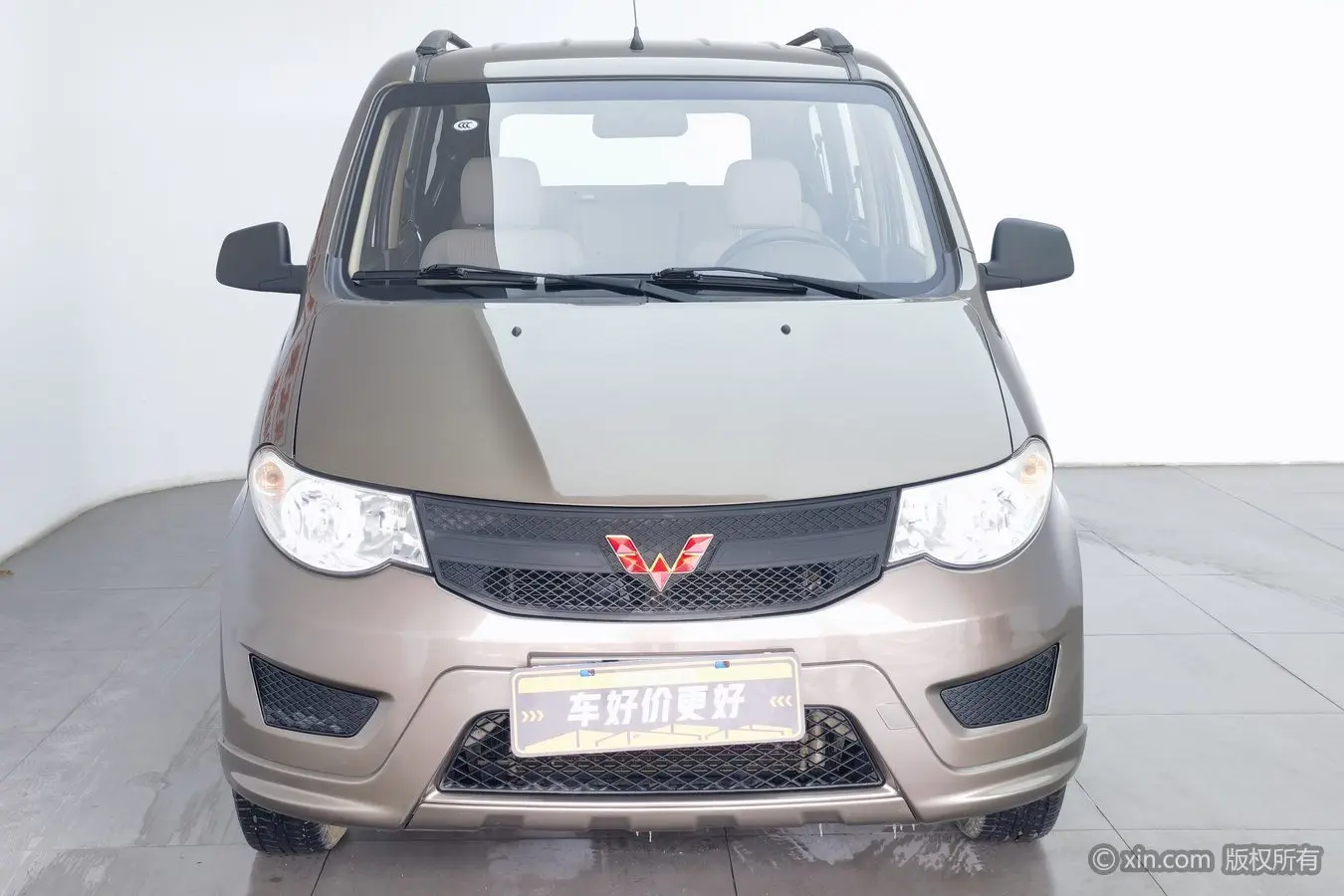 Wuling Hongguang  из Китая