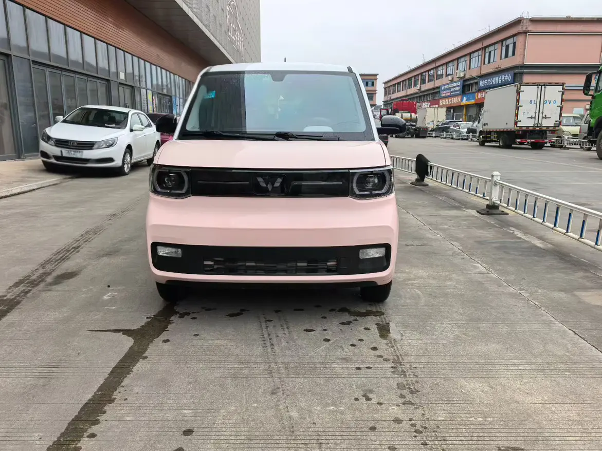 Wuling Hongguang MINIEV  из Китая