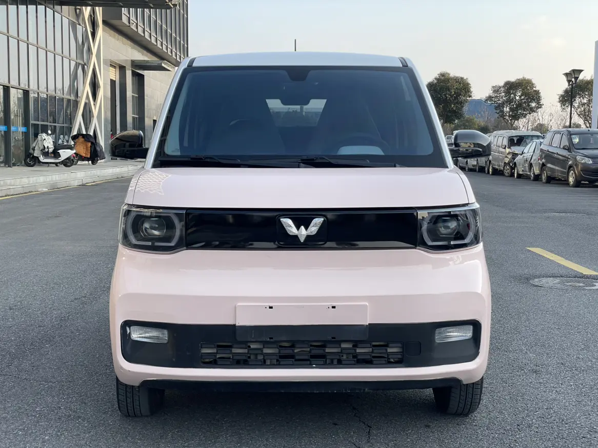Wuling Hongguang MINIEV  из Китая