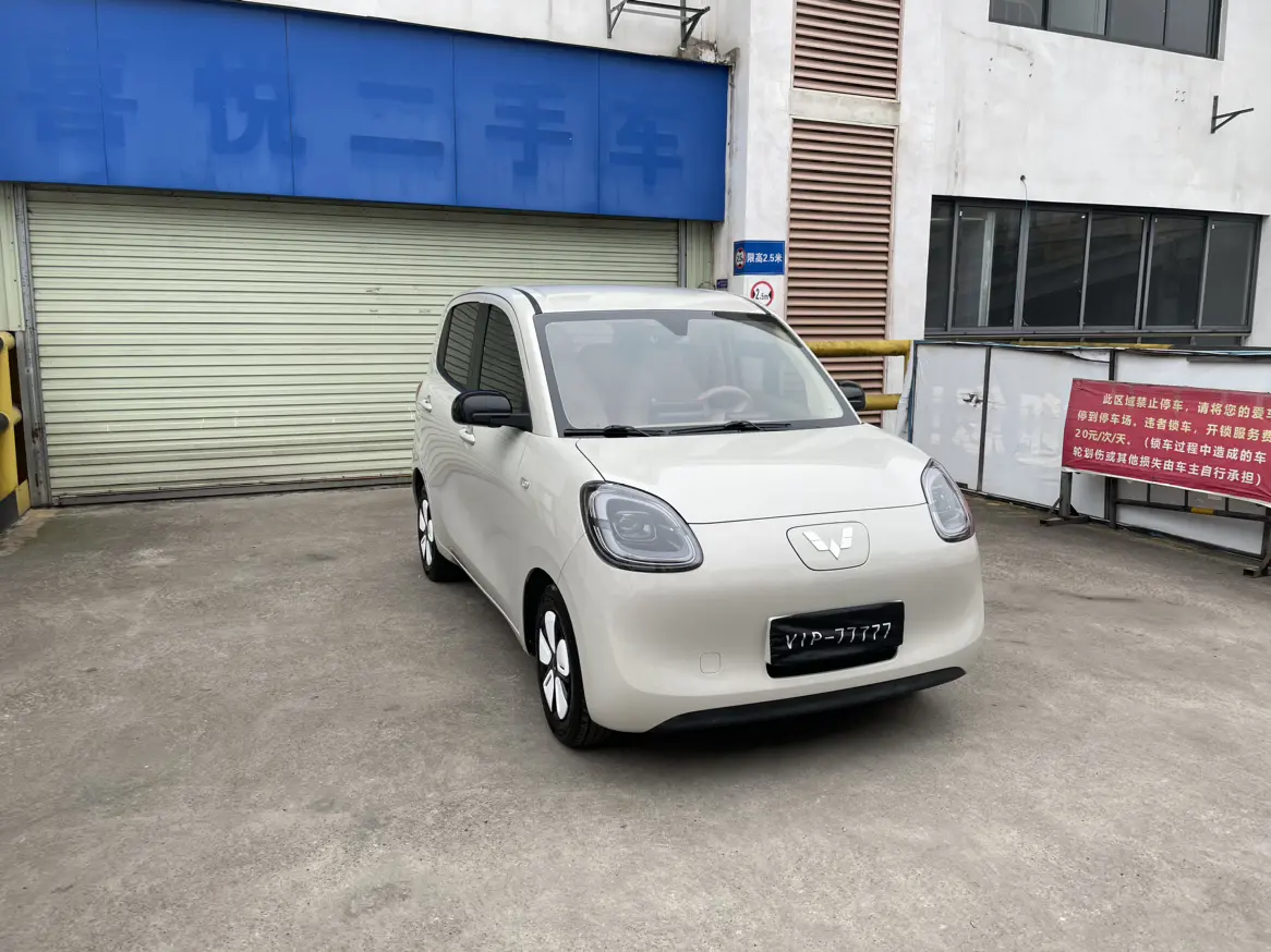 Wuling Hongguang MINIEV  из Китая