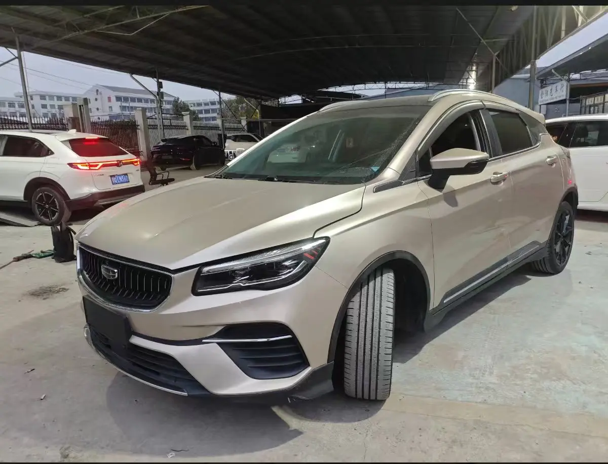 Geely Emgrand S  из Китая