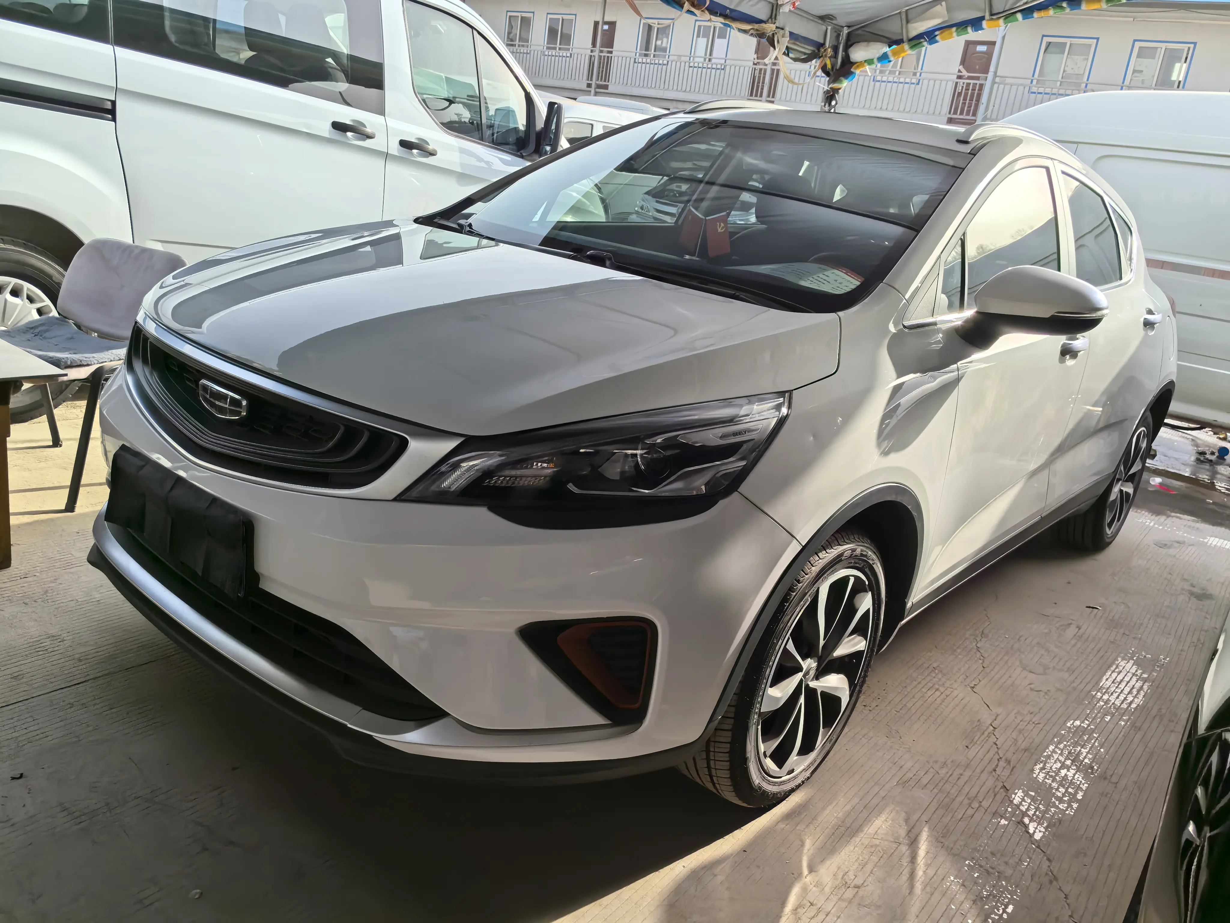 Geely Emgrand GS  из Китая