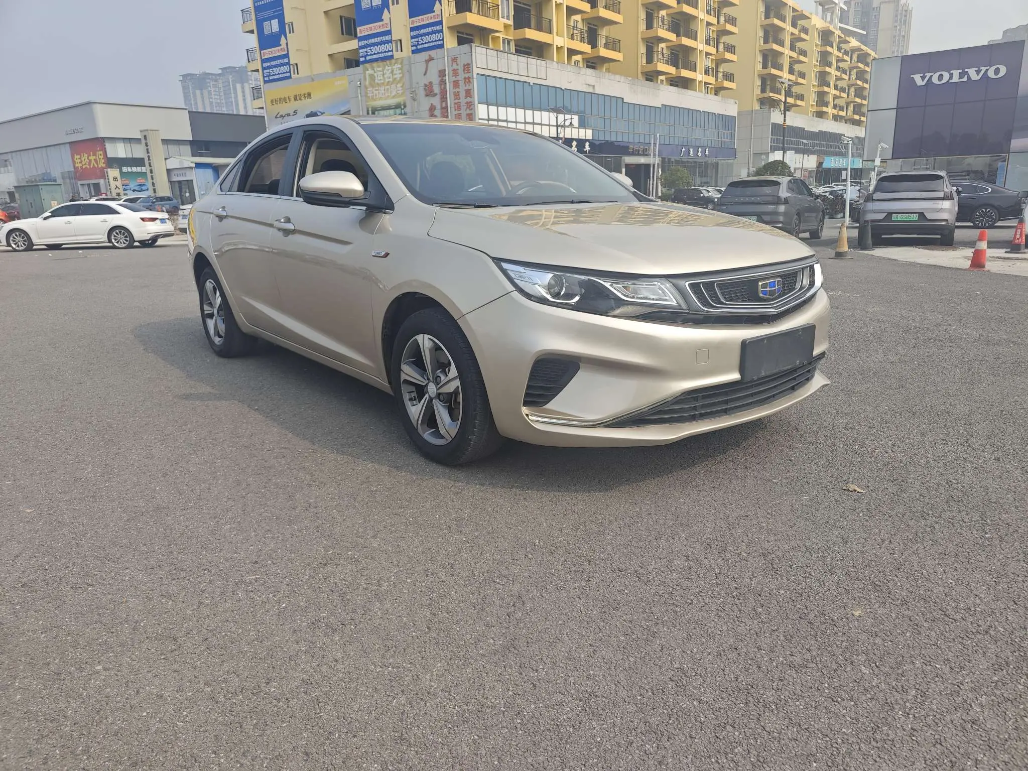 Geely Emgrand GL  из Китая