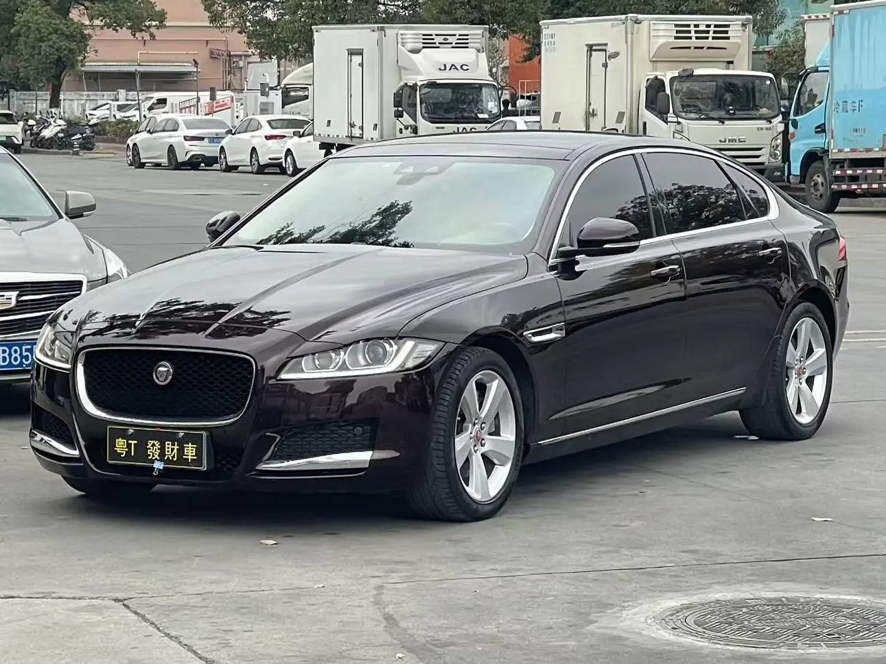 Jaguar XFL  из Китая
